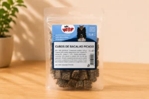 Cubos de Bacalao Picado para Perros y Gatos Snack Natural